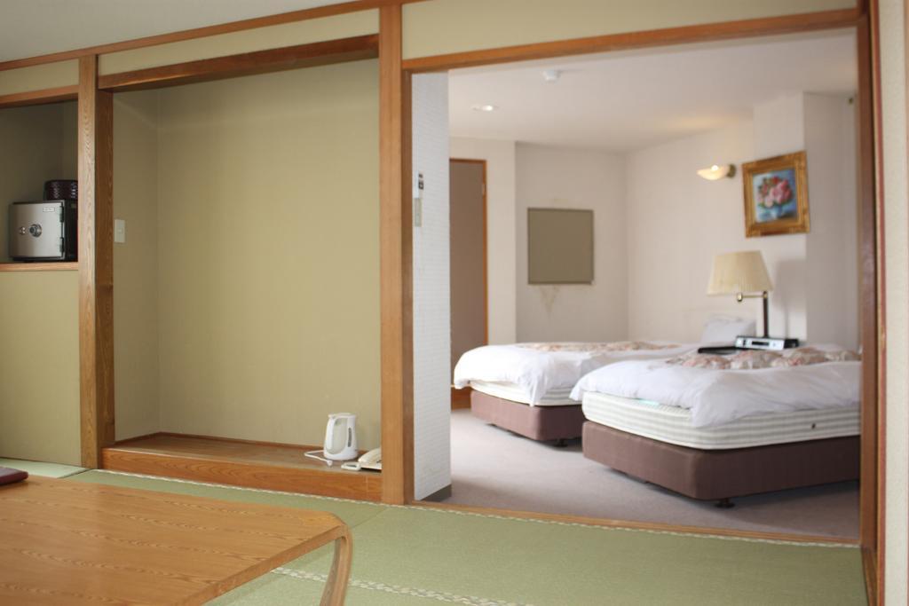 Hotel Higashidate Yamanouchi  Bagian luar foto